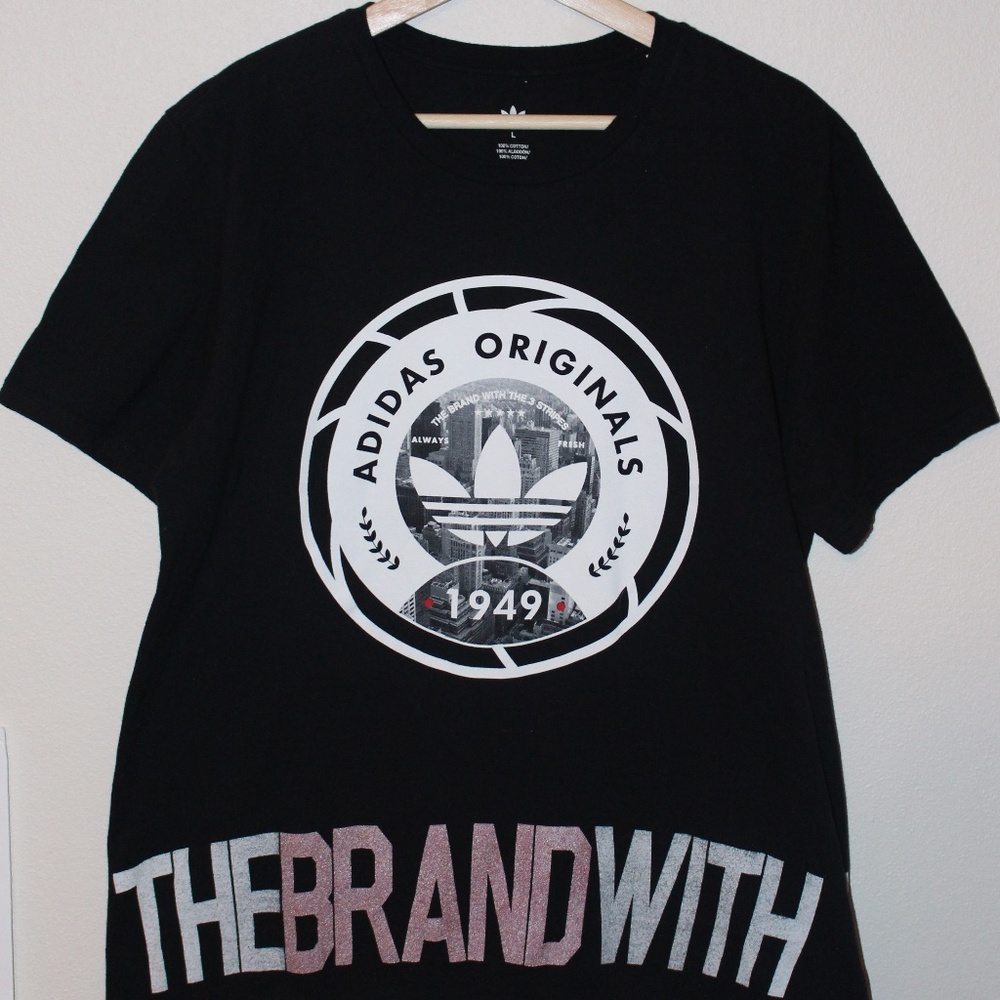 Adidas Graphic Tee Black/White - L